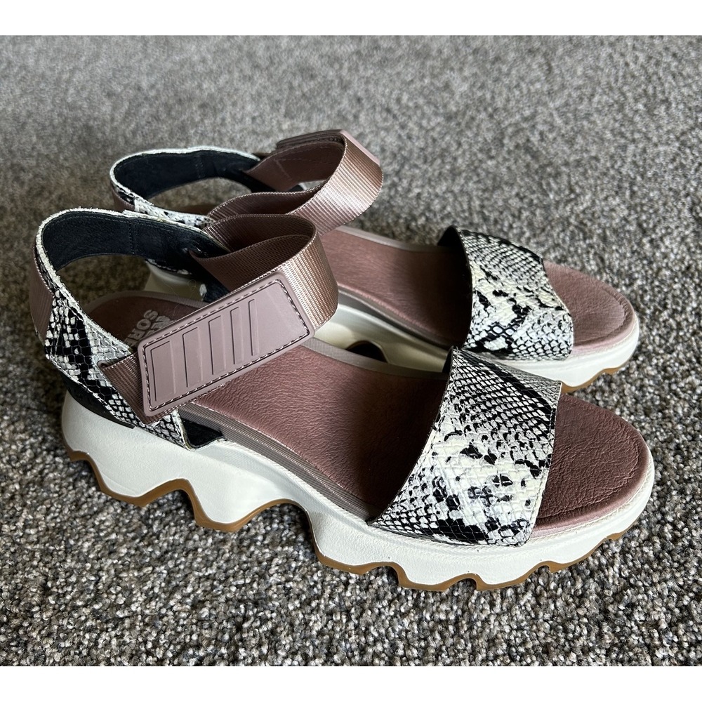 Sorel Kinetic™ Leather Sandal - Women's 7.5 - Mauve Vapor Snakeskin - Picture 2 of 11